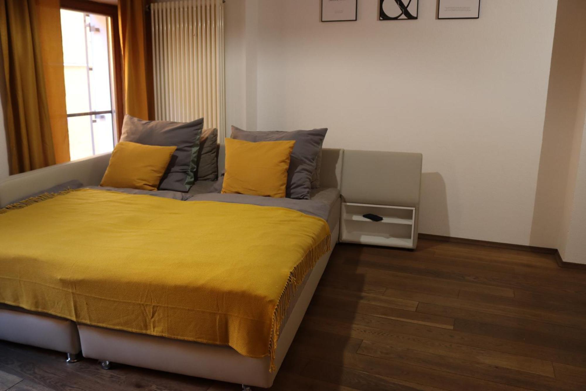 Altstadt-traum Mit Fahrradstellplatz Apartment *